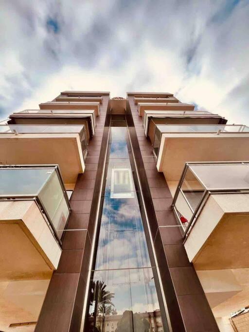 Apartamento Apartamento Centrico Con Plaza De Garaje Y Piscina Murcia Exterior foto