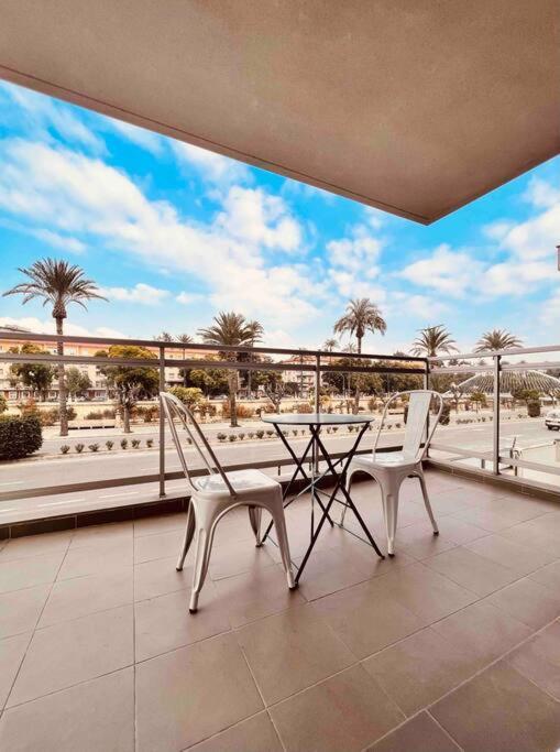Apartamento Apartamento Centrico Con Plaza De Garaje Y Piscina Murcia Exterior foto