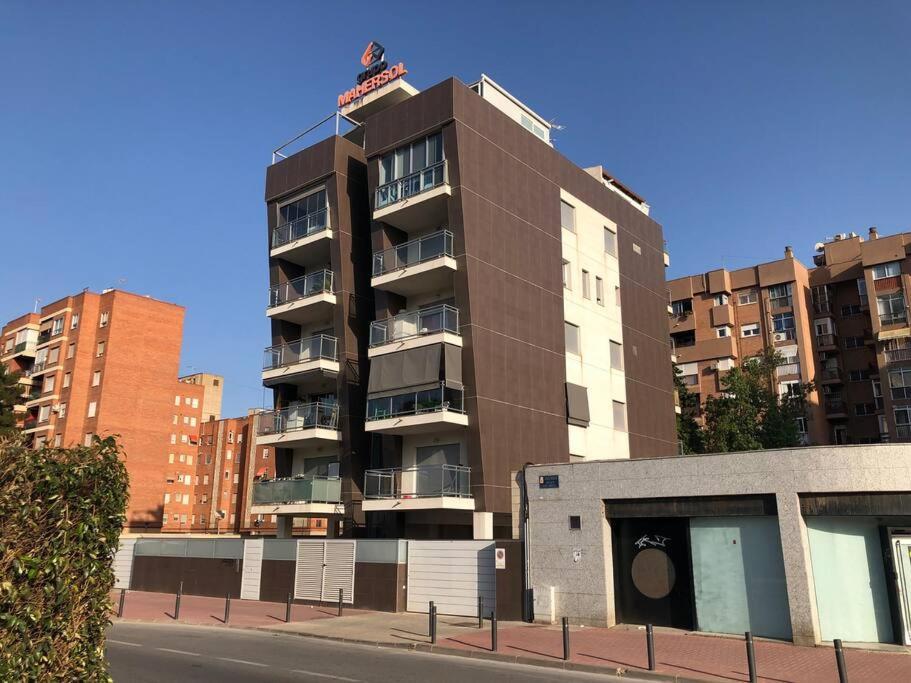 Apartamento Apartamento Centrico Con Plaza De Garaje Y Piscina Murcia Exterior foto