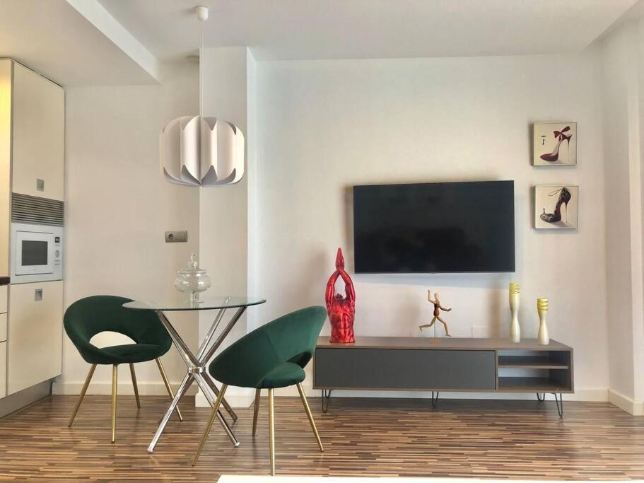 Apartamento Apartamento Centrico Con Plaza De Garaje Y Piscina Murcia Exterior foto